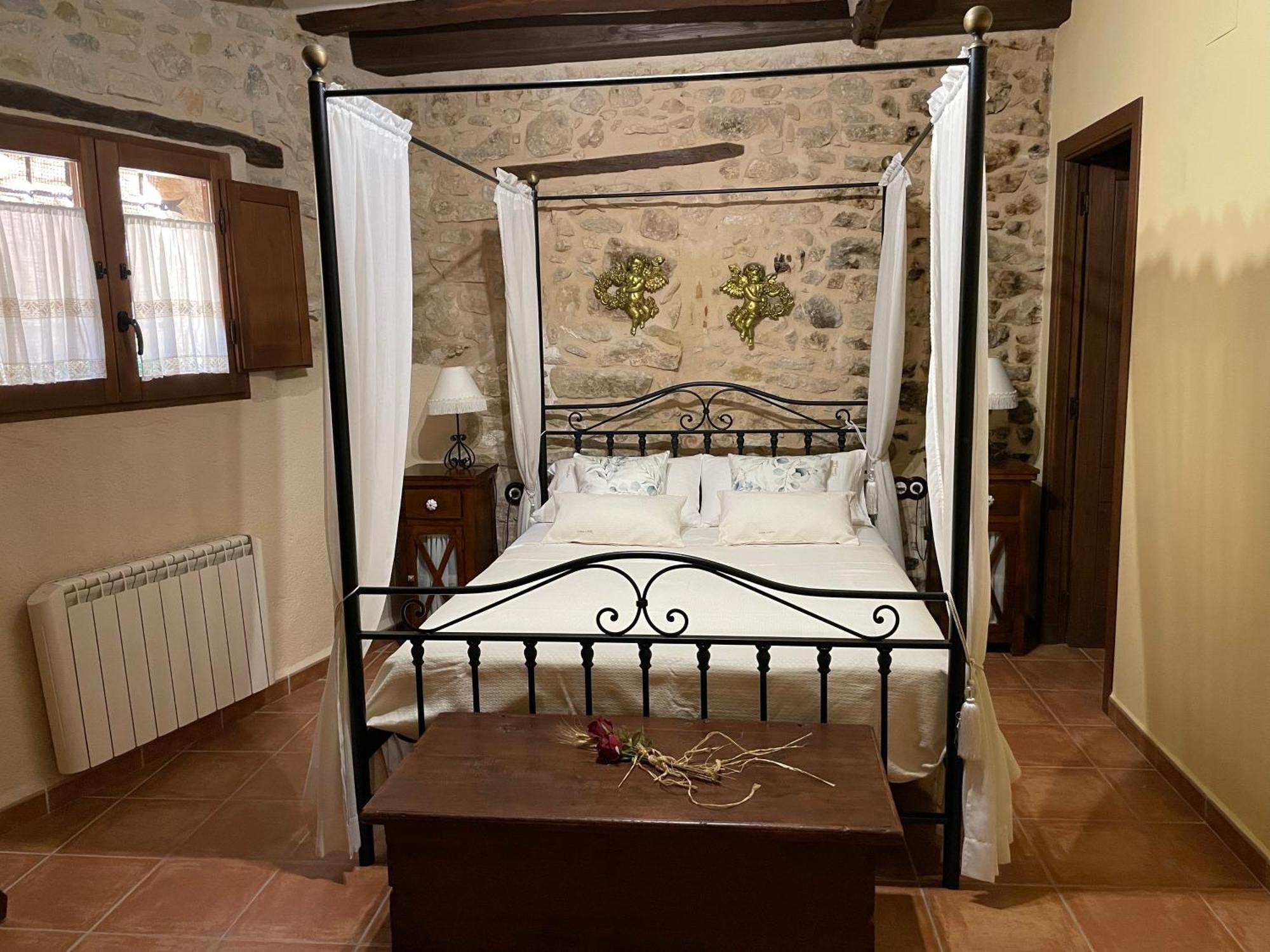 Casa Lidia - Antigua Posada Real Valderrobres Ngoại thất bức ảnh